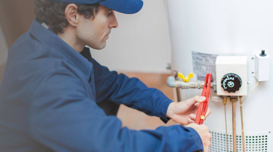 Local expert plumbing services in Cement, OK